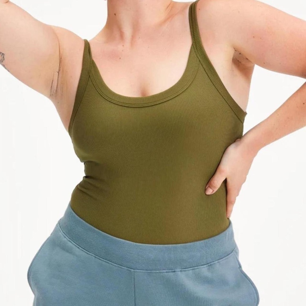 GIRLFRIEND COLLECTIVE Coco Scoop Bodysuit in Fern - Picture 3 of 11